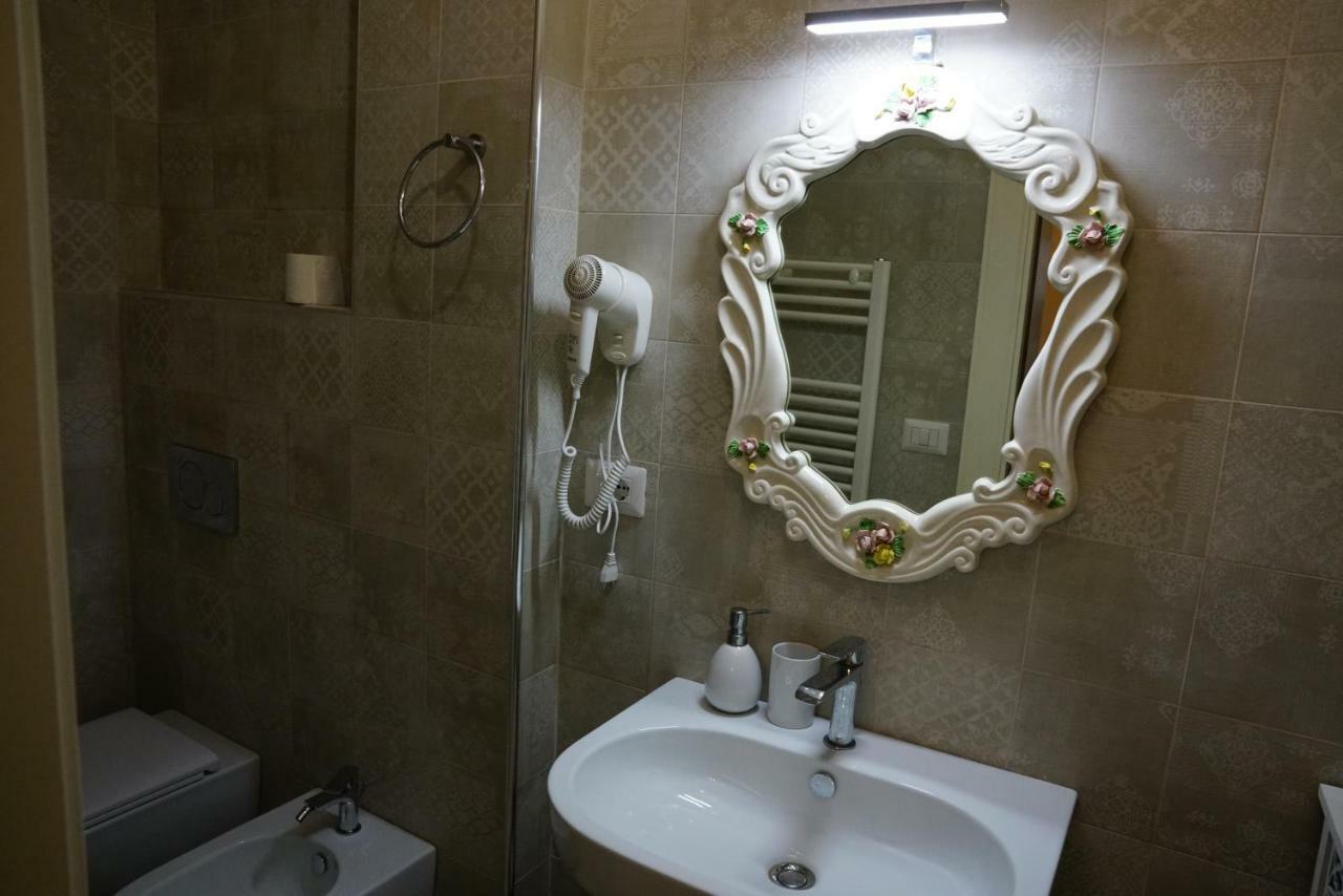 Ui Momm Hotel Matera Exterior photo